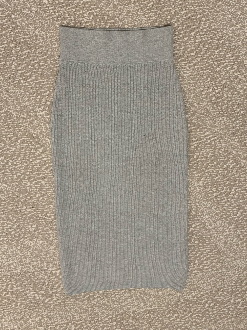 Aritzia Wilfred Free Grey Ribbed Knit Midi Skirt Medium Italian Yarn M